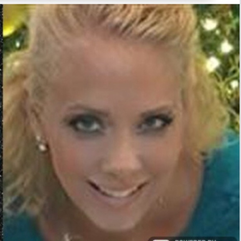 Meet your Posher, Kristen